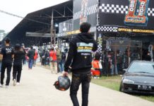 RRMF Streetwear Kenalkan Hoodie Zipper Desain Terbaru dan Jeans Denim Berprotektor RRMF Streetwear kenalkan produk riding kekiniannya, Hoodie Zipper Desain Terbaru dan Jeans Denim Berprotektor