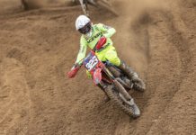 Delvintor Ditemani Arsenio Algifari di MXGP 2024 Selaparang Delvintor Ditemani Arsenio
