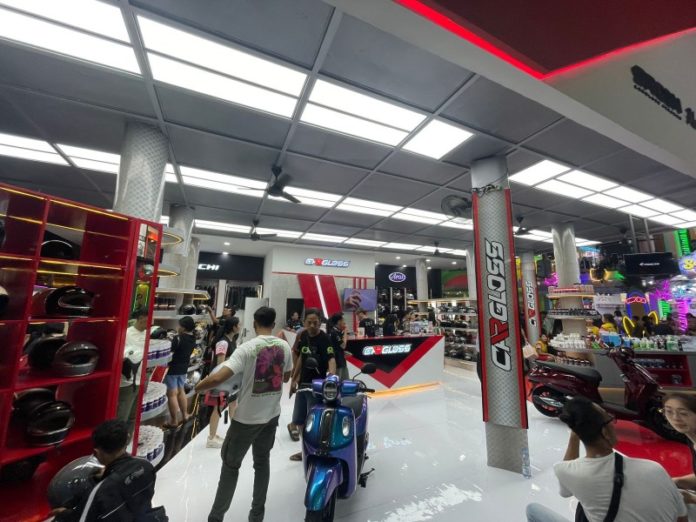 Cargloss Hadirkan Warna Baru Untuk Tipe Helm Hijab di Jakarta Fair 2024