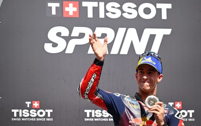 Acosta ke KTM Pabrikan