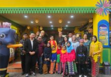 JFK 2024: Adira Finance Memeriahkan HUT Jakarta ke-497, Mengangkat Kearifan Lokal Program Umrah Adira Finance