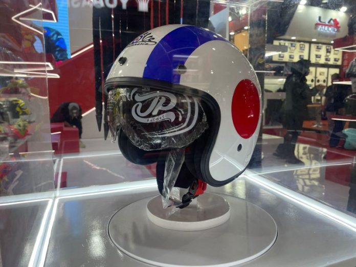 JPX Helmet X MoVe Indonesia, Kolaborasi Helm Half-Face Spesial Khusus Membernya