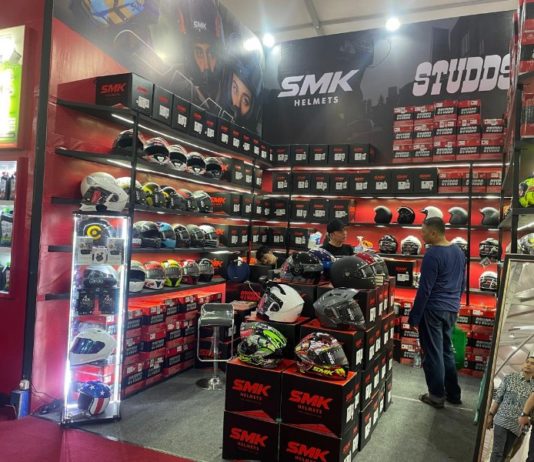 SMK Helmet dan Studds Pangkas Harga Hingga 20 Persen SMK Helmet dan Studds Pangkas Harga Hingga 20% Selama Pameran GIIAS 2024