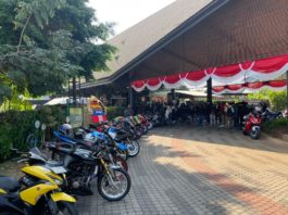 Rayakan Ulang Tahun ke-6, Brand Lokal RRMF Ramai Dihadiri Ratusan Motoris Rayakan Ulang Tahun ke-6, Brand Lokal Protectors RRMF Ramai Dihadiri Ratusan Motoris
