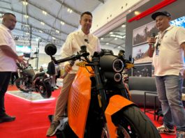 Raffi Ahmad Jadi Pembeli Pertama Hunter Davinci di IMOS 2024 Seharga Rp 750 Juta