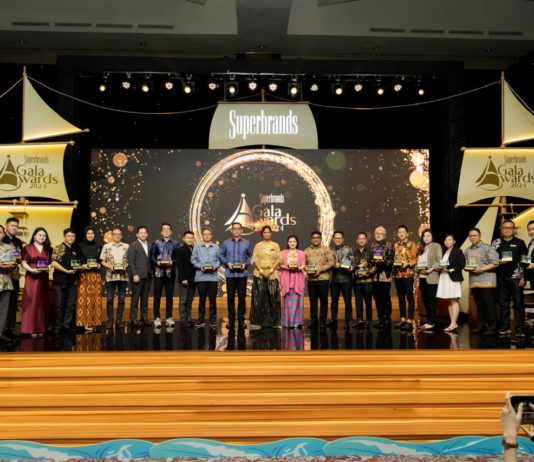 Unggul di 5 Kriteria, Federal Oil Raih Superbrands Award 2024