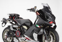 EICMA 2024: Italjet Dragster 700 Twin Limited Edition, Skutik Bertenaga Buas Italjet Dragster 700 Twin Limited Edition