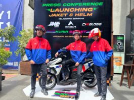 Kurir Satset JNE Gunakan Riding Gear Kolaborasi Eiger dan Cargloss