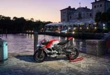 Ducati Panigale V4 Tricolore, Edisi Kebanggaan Italia yang Hanya Dibuat 1.000 Unit Ducati Panigale V4 Tricolore, Limited Edition Hanya 1.000 Unit