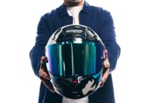 Legenda MotoGP Carlos Checa Lelang Helm Nolan Langka untuk Donasi Carlos Checa Lelang Helm
