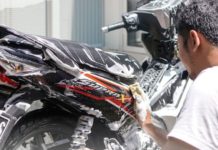 Cara Berkendara dan Merawat Motor Saat Musim Hujan, Apa Saja? Cara Berkendara Motor Musim Hujan