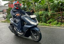 Pakai Jas Hujan yang Tepat Saat Berkendara Motor di Musim Hujan Jas Hujan Motor