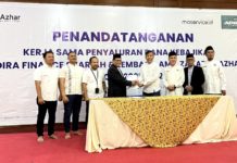 Adira Finance Bersama LAZ Al Azhar Salurkan Bantuan untuk Lady Ojol Adira LAZ Al-Azhar