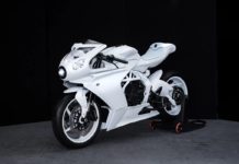 MV Agusta Superveloce Crystals, Karya Seni yang Serba Putih MV Agusta Superveloce Crystals