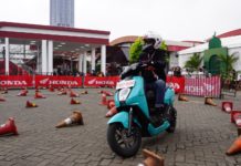 Area Test Ride Motor Honda di IIMS 2025 Bikin Ratusan Pengunjung Penasaran Honda IIMS 2025