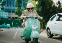 Chagii Amelia dan Vespa Sprint 1975, dari Hobi Hingga Gaya Hidup Chagii Amelia Vespa