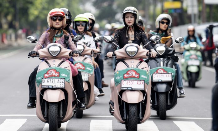 Kartini Ride Yamaha Grand Filano