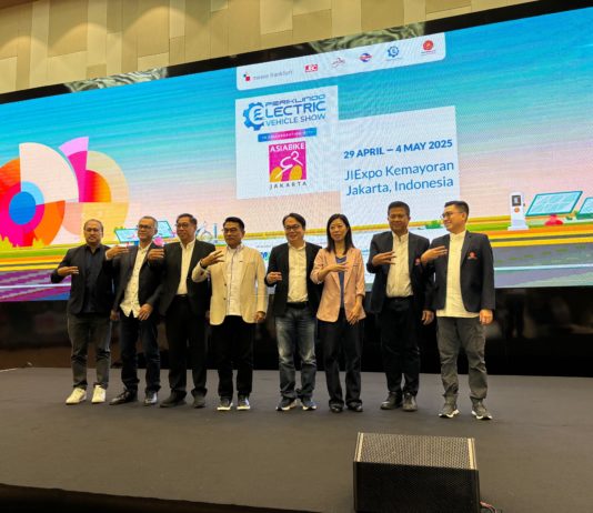 PEVS 2025 Digelar Akhir April, Pamerkan Banyak Mobil dan Motor Listrik PEVS 2025