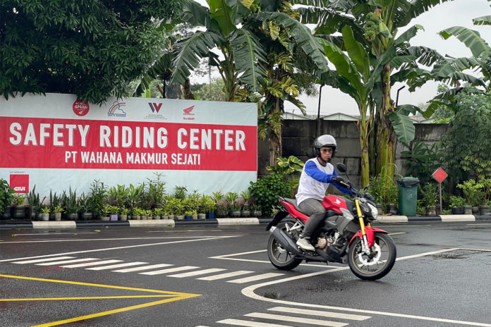 Wahana Makmur Sejati Safety Riding
