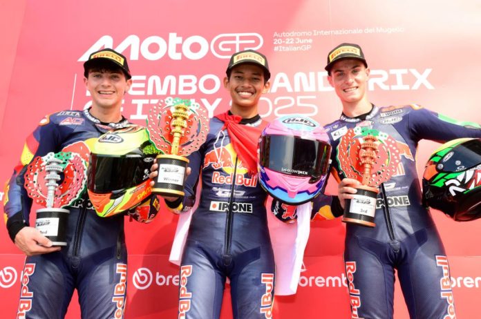 Foto 01_Redbull MotoGP Rookies Cup Pembalap Astra Honda