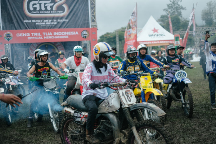 Arisan Tril Tua ke-8 Bali