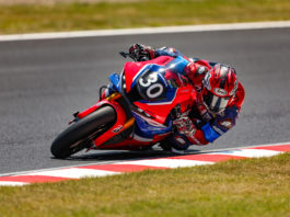 Johann Zarco Bawa Honda Menang Balapan Suzuka 8 Hours 2025 Honda Johann Zarco Suzuka 8 Hours