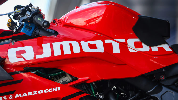 QJMOTOR SRK 800 RS WorldSSP 2025 Prancis