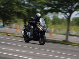 First Ride New Honda ADV160: RoadSync Fitur Baru, Begini Rasa SUV-nya Test Ride New Honda ADV160