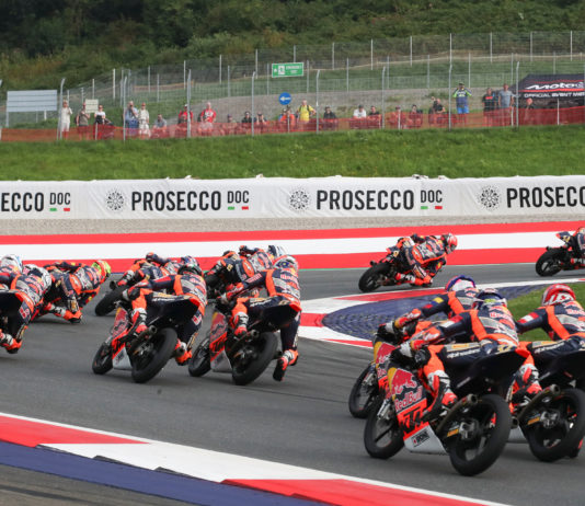 Race1 Red Bull MotoGP Rookies Cup 2025 Misano: Veda Ega Crash, Uriarte Juara Race1 Rookies 2025 Misano
