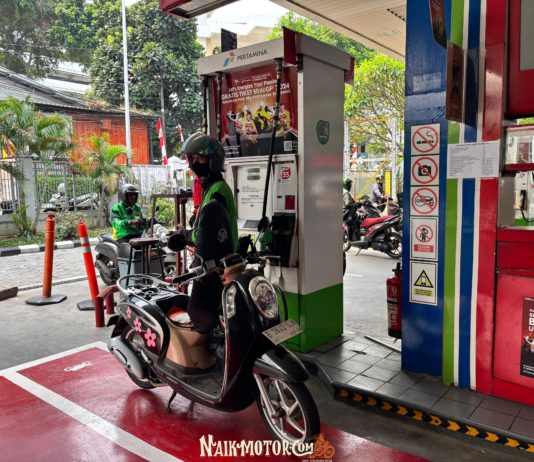 Menteri ESDM Pastikan Stok BBM dan LPG Aman Selama Libur Nataru BBM Pertamina SPBU