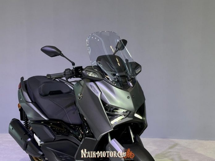Yamaha XMAX Connected TechMAX