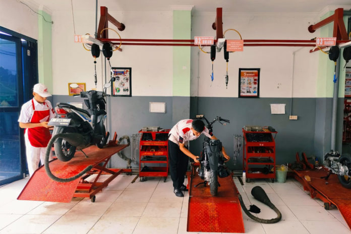 AHASS Tefa SMKN 8 Tangerang Layani 1.000+ Servis Motor Honda (1) AHASS Tefa SMKN 8 Tangerang