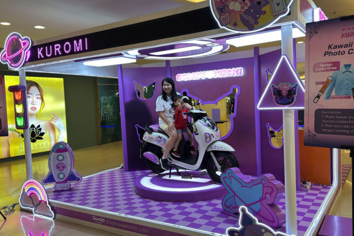 Honda Scoopy Kuromi Limited