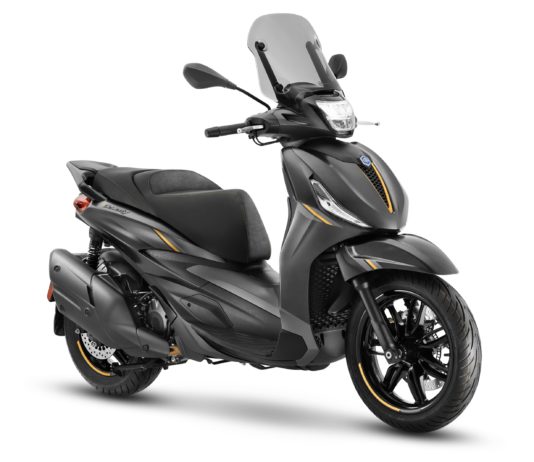 EICMA 2025: Piaggio Beverly 25th Anniversary Resmi Meluncur Piaggio Beverly 25th Anniversary