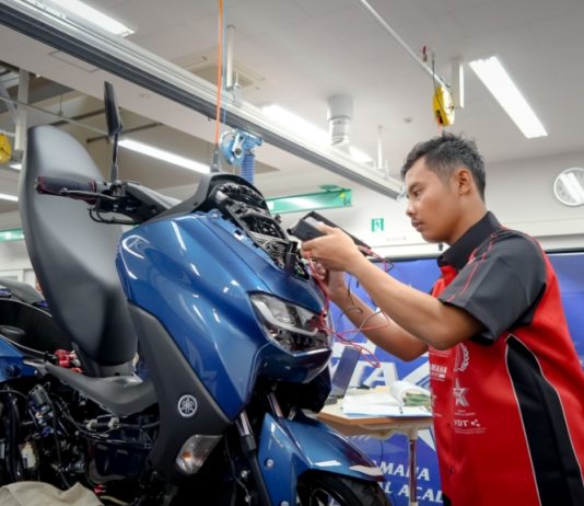 Teknisi Yamaha Indonesia Juara 3 World Technician Grand Prix 2025 Teknisi Yamaha Indonesia Juara