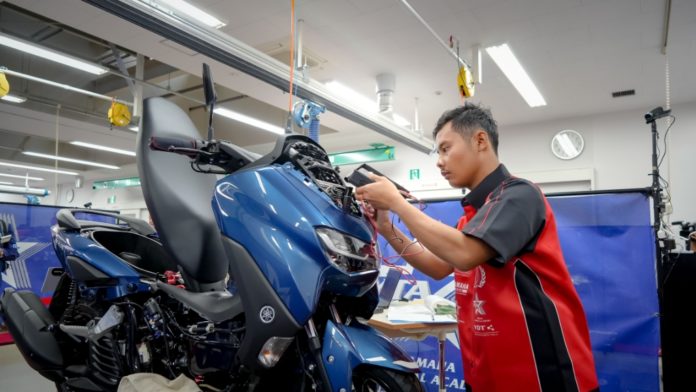 Resizer_17636080960785 Teknisi Yamaha Indonesia Juara
