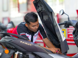 Teknisi Yamaha Indonesia Berkompetisi di Kontes Internasional di Jepang Teknisi Yamaha Indonesia