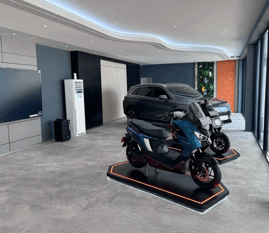 Polytron Resmikan Tiga Showroom Baru, Perkuat Ekosistem EV Lewat Layanan EVA 24/7 Polytron Showroom