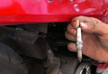 6 Tanda Busi Motor Mulai Lemah yang Wajib Diketahui Pengendara Busi Motor Honda