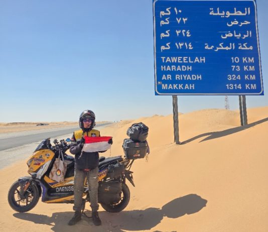 Daeng Tuntaskan Touring Motoran Indonesia to Mekkah, Dapat XMax Baru dari Yamaha Daeng Tuntaskan Touring