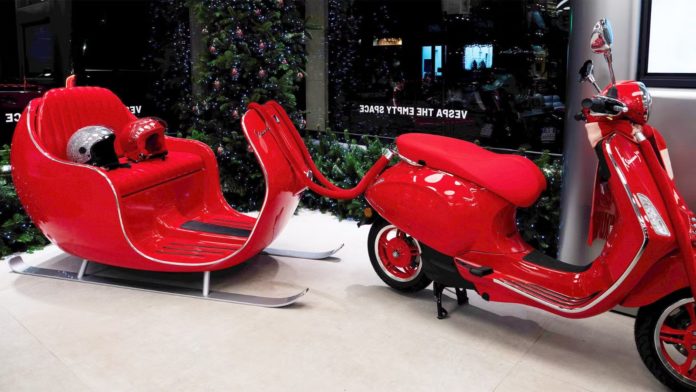 Vespa Slitta Babbo Natale