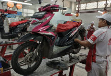 Promo Spesial Januari Ceria, AHASS Tebar Diskon Jasa Servis Motor Matic Honda Promo AHASS Servis Motor Honda