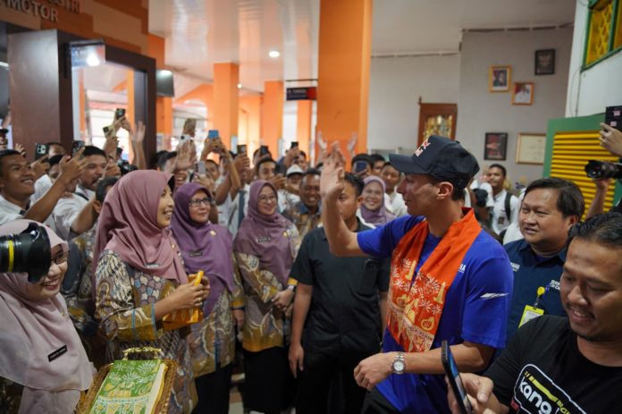 Razgatlioglu Kunjungi SMKN 39