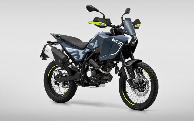 bkx-125-2026-tan-binh-adv-125cc-da-nang-cua-benelli-co-gi-khien-gioi-tre-lai-chu-y-115064-1767687429-695cc505c98a1.jpg Benelli BKX 125 2026