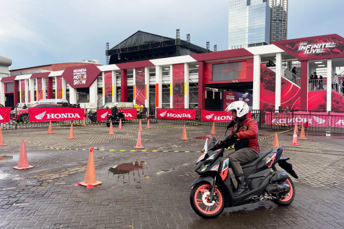 Komunitas Honda Rasakan Langsung Performa New Honda Vario 125 (1) Honda Community Visit IIMS, Jajal Motor Baru dan Edukasi