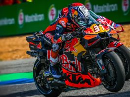 Hasil Sprint Race MotoGP 2026 Thailand, Acosta Menang dengan Drama Marquez dan Bezzecchi Sprint MotoGP 2026 Thailand