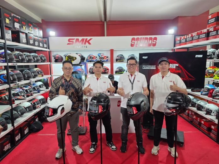 Helm SMK Studds IIMS 2026