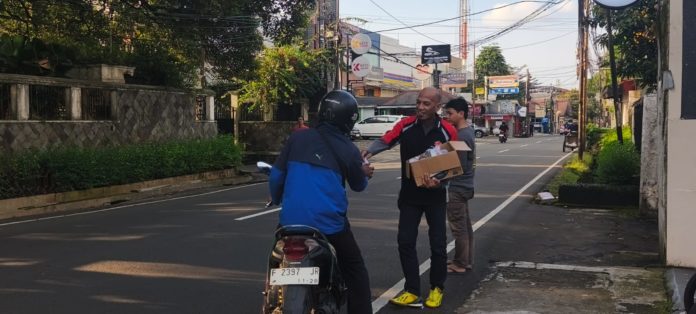 SSFC Bagikan 800 Takjil