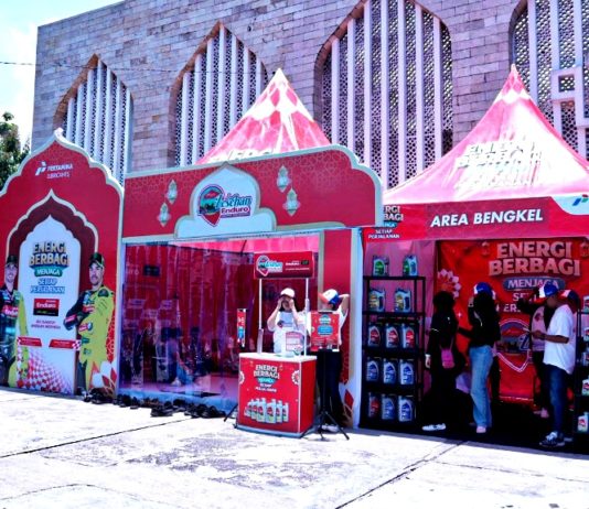 Lesehan Enduro Disambangi Pemudik, Mudik Tetap Sehat Lesehan Enduro Disambangi Pemudik