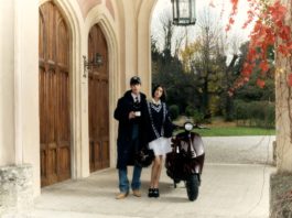 Vespa 946 Horse Resmi Hadir di Indonesia, Harganya Rp 288 Juta! Vespa 946 Horse